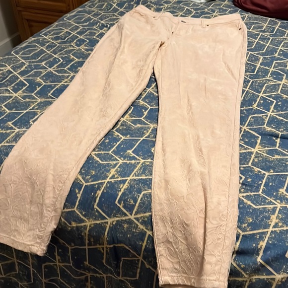 Chico’s Jeggings - Picture 1 of 2
